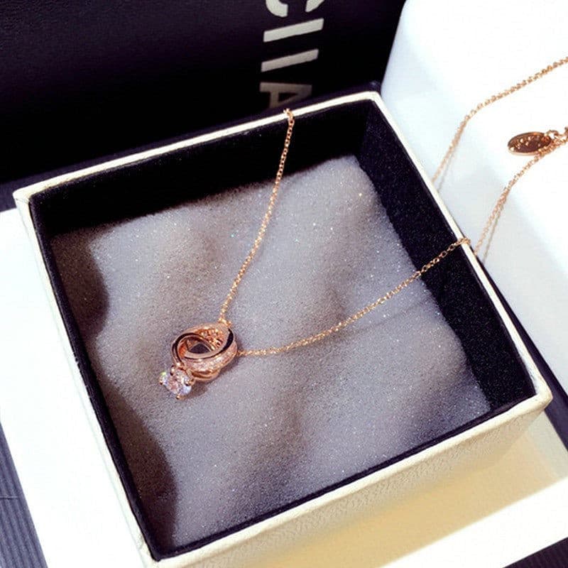 Interlocking Ring Necklace