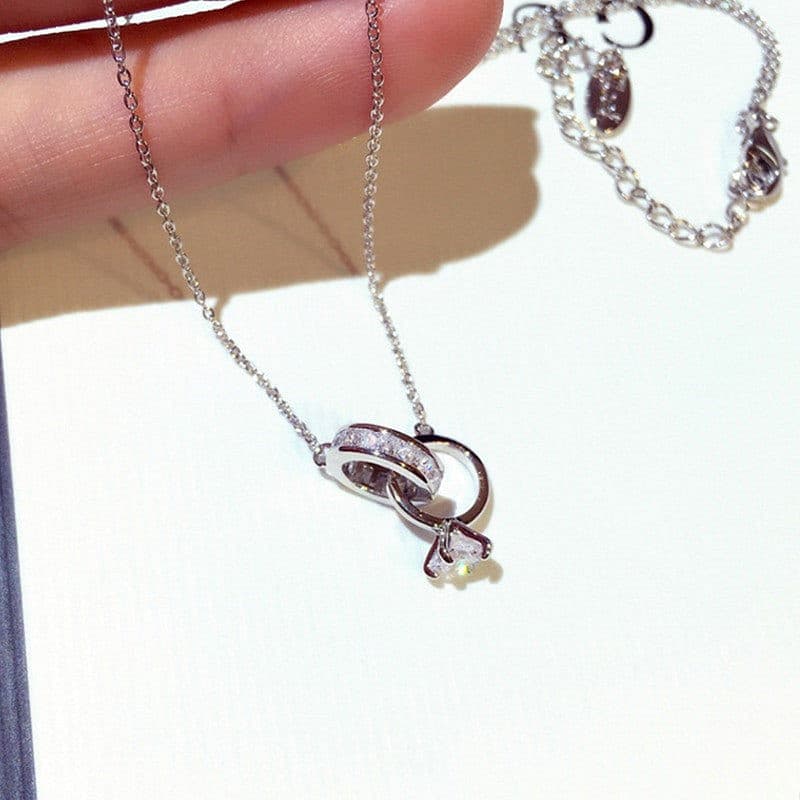 Interlocking Ring Necklace
