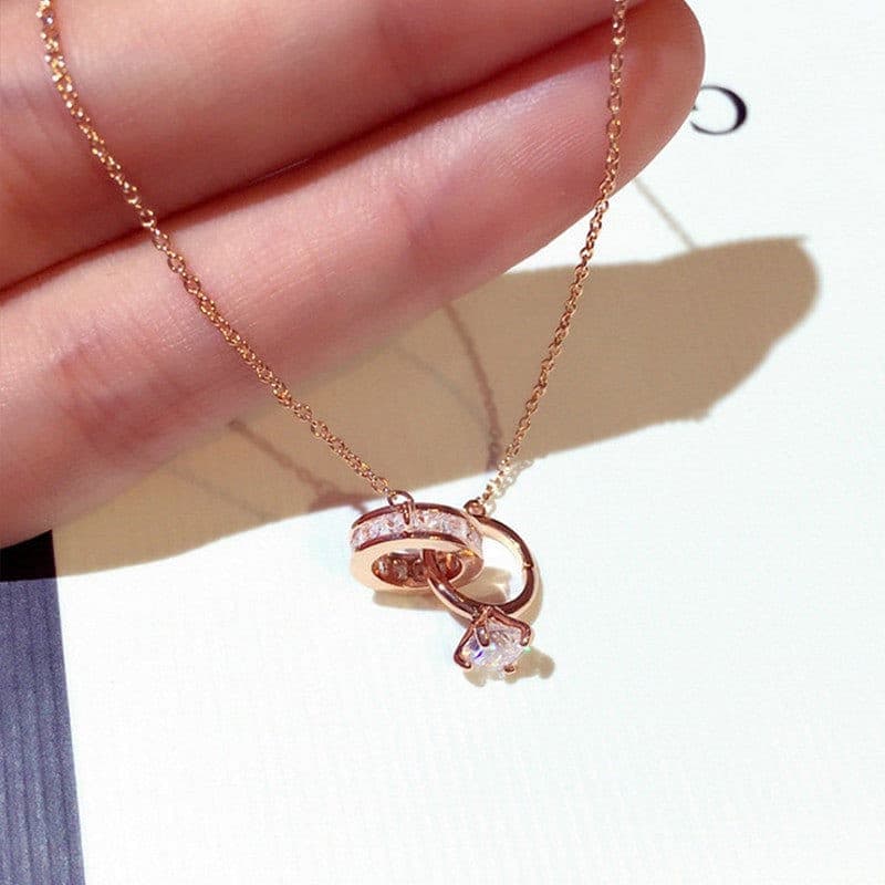 Interlocking Ring Necklace