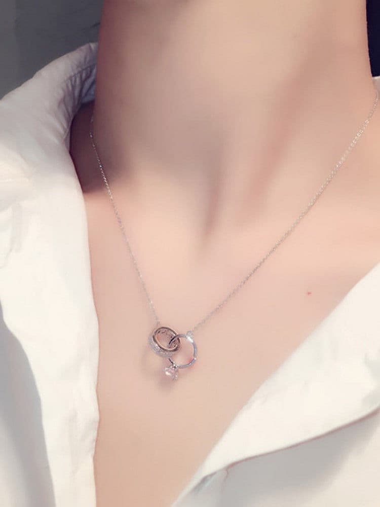 Interlocking Ring Necklace